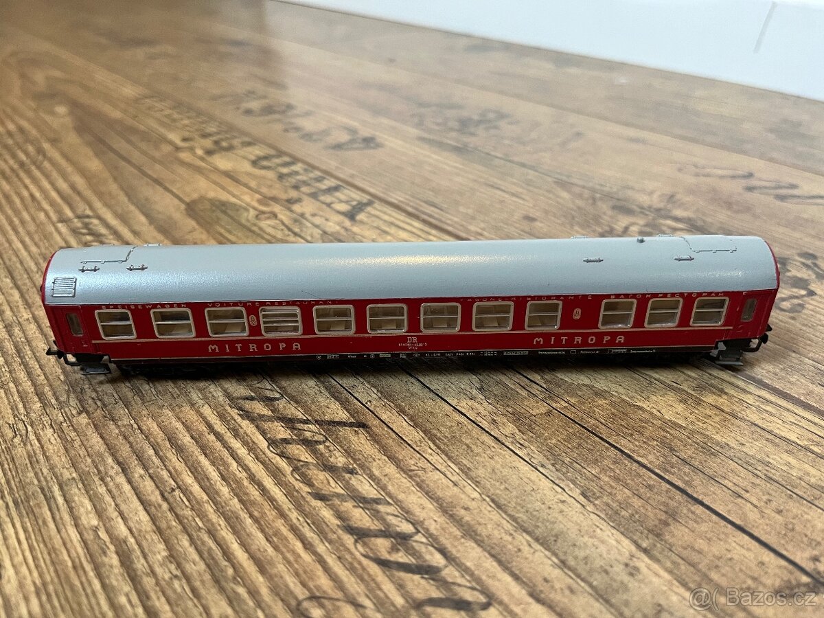 Osobní vozy klasické stavby