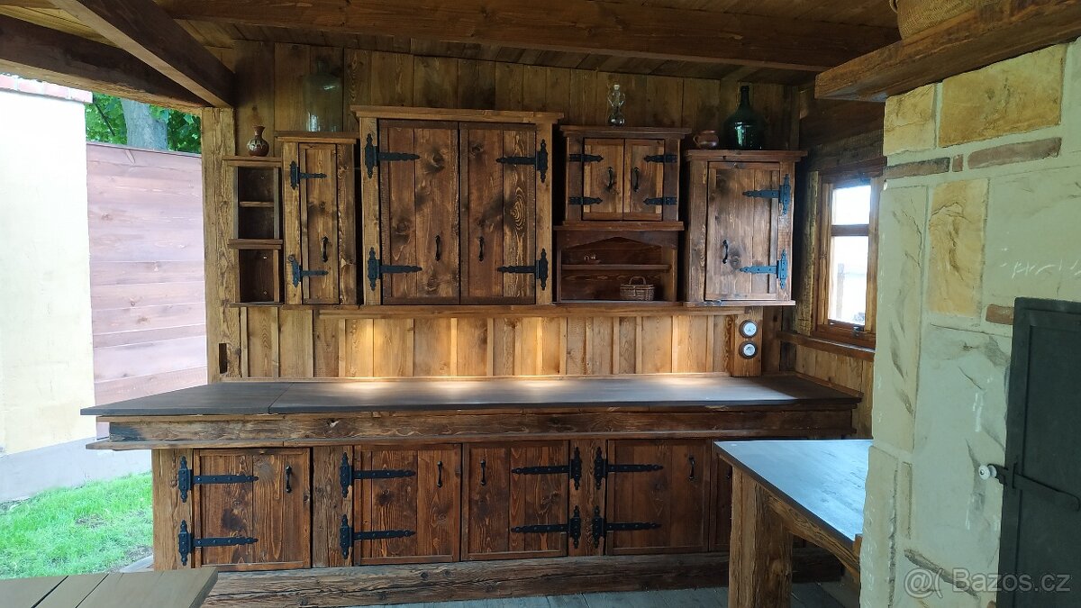 Nábytek do zahradní kuchyně