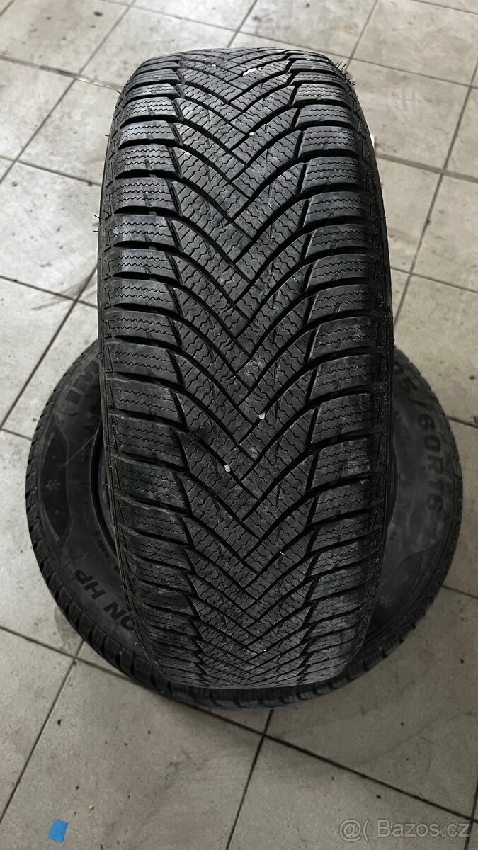 Zimni pneu 205/60 r16