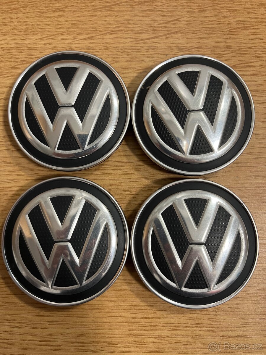 Originální středové krytky kol / pokličky VW