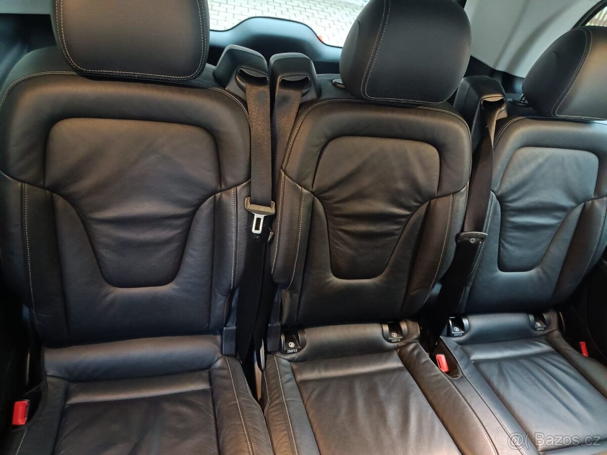 Mercedes-Benz V-Class 250d | r.v. 2022 | 8 míst | DPH