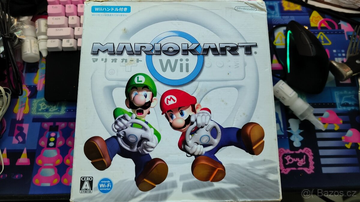 Větší množstvípříslušenství v krabicích Nintendo Wii SLEVY