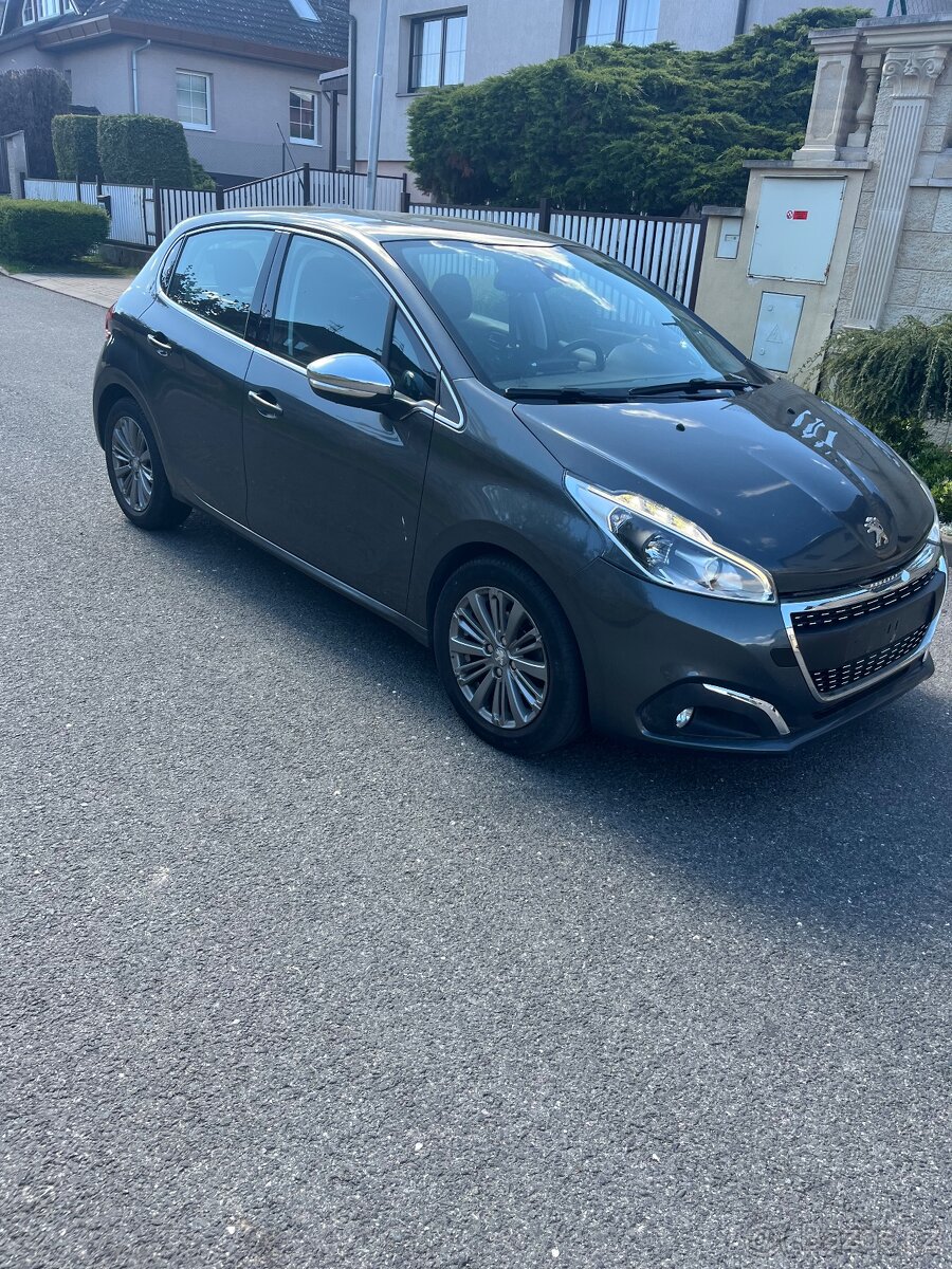 Peugeot 208 1,2 Allure 81kw