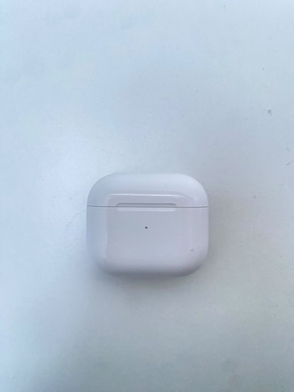 airpods 4 s potlačením zvuku