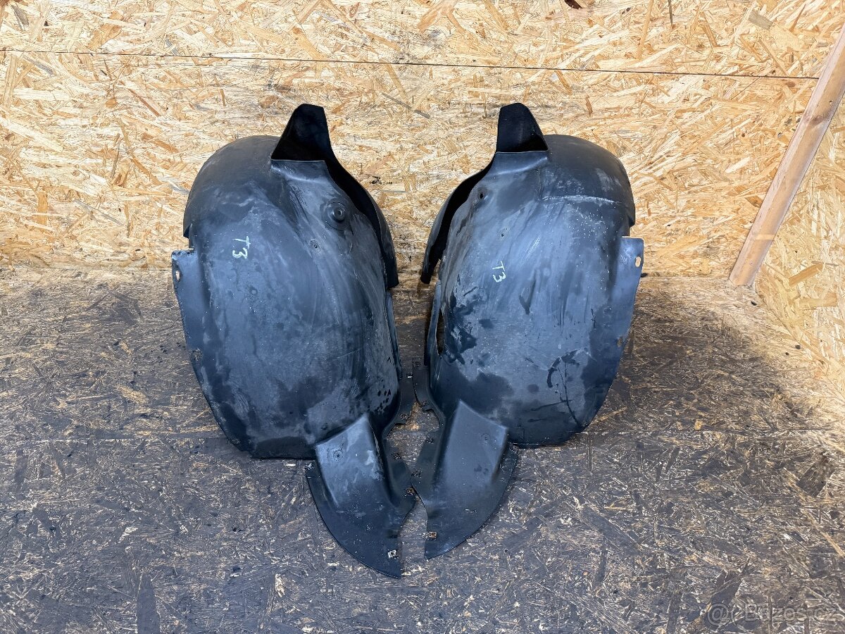 PŘEDNÍ PODBĚHOVÉ PLASTY VW TOURAN 1T3