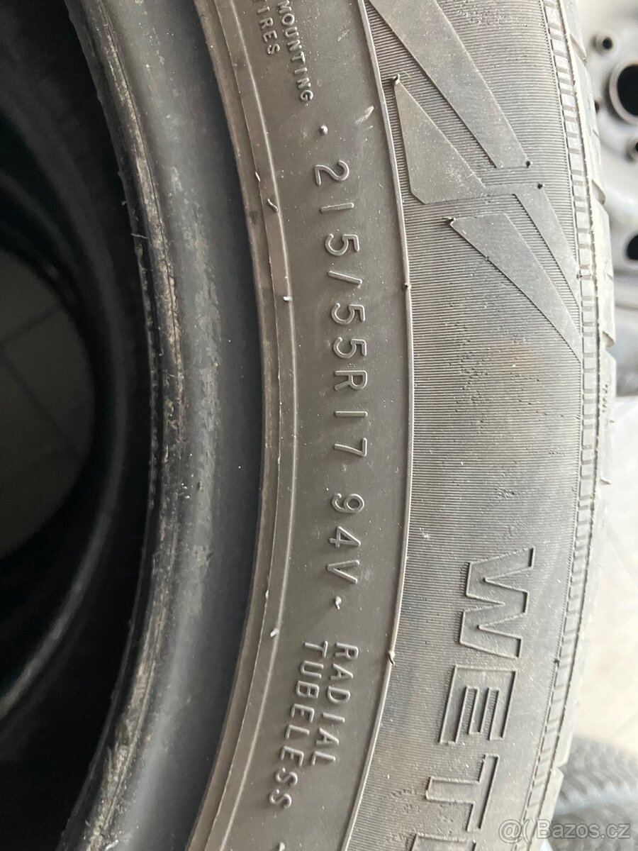 Nokian 215/55 R17 94V 5-6mm