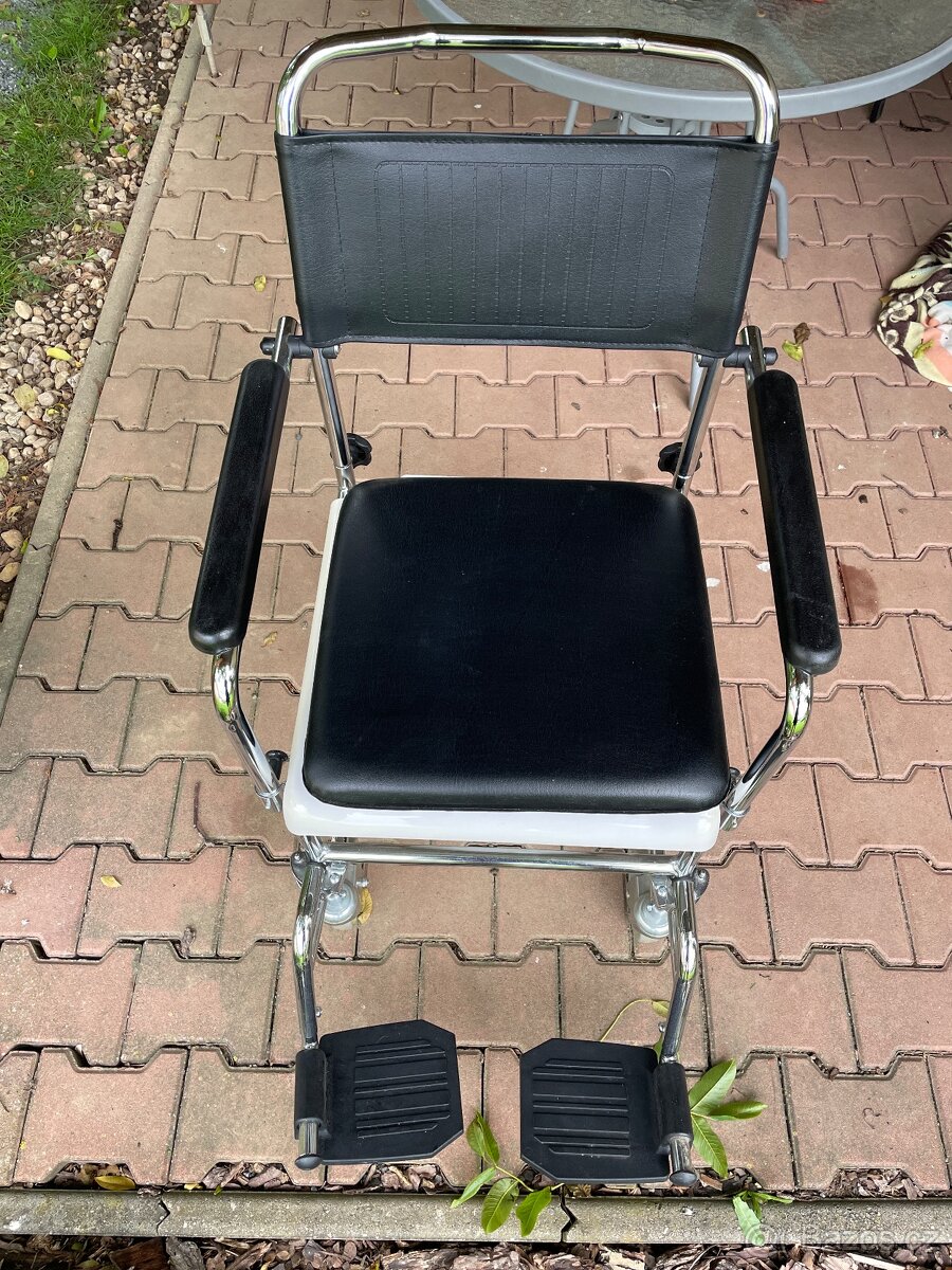 Toaletní židle gramofon