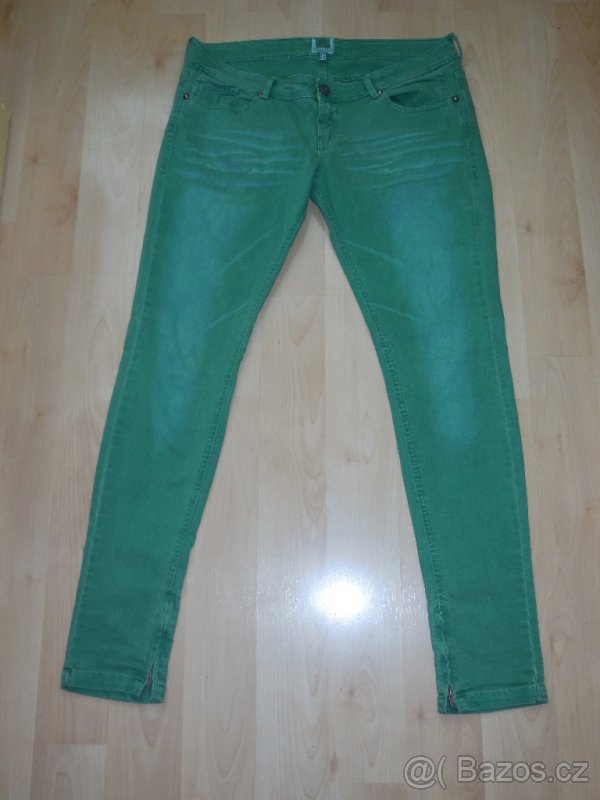 Zelené džíny Bershka vel. EUR 40, UK 12