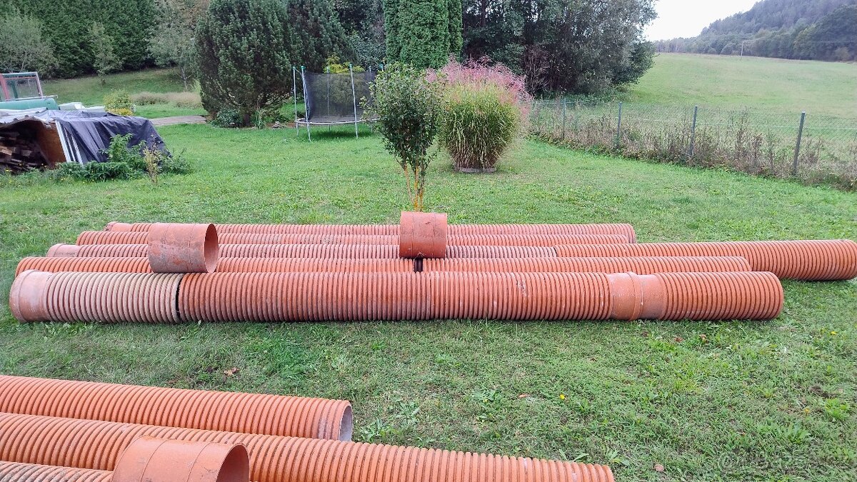 Prodám korugované potrubí 300 mm.