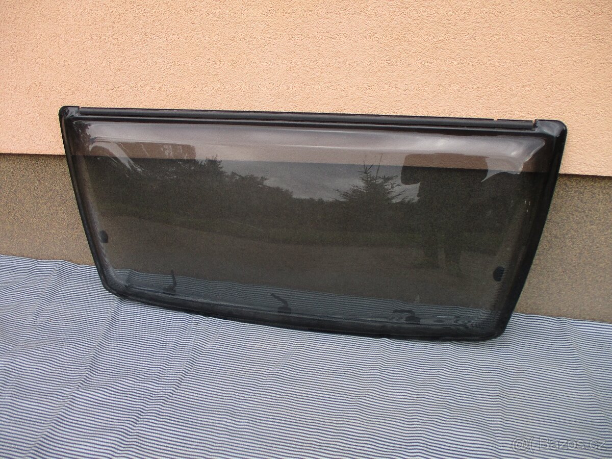 okno ke karavanu HOBBY od r. 2009 č. 2503