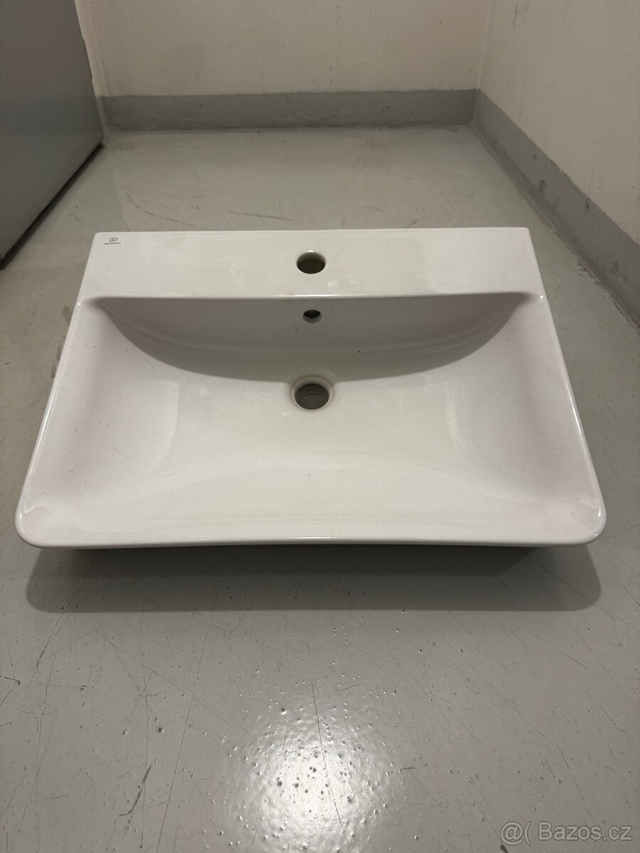 Umyvadlo Ideal Standard Connect Air 60