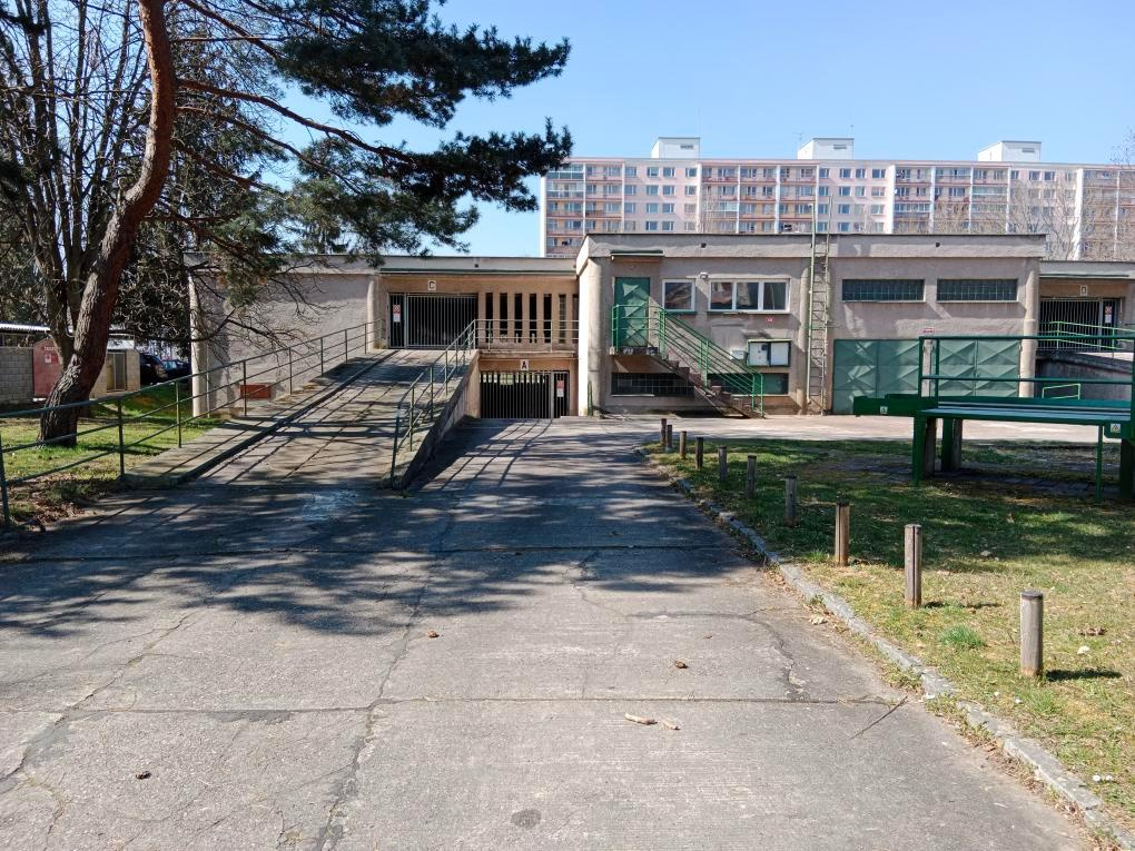 PRONÁJEM GARÁŽE Pardubice Polabiny