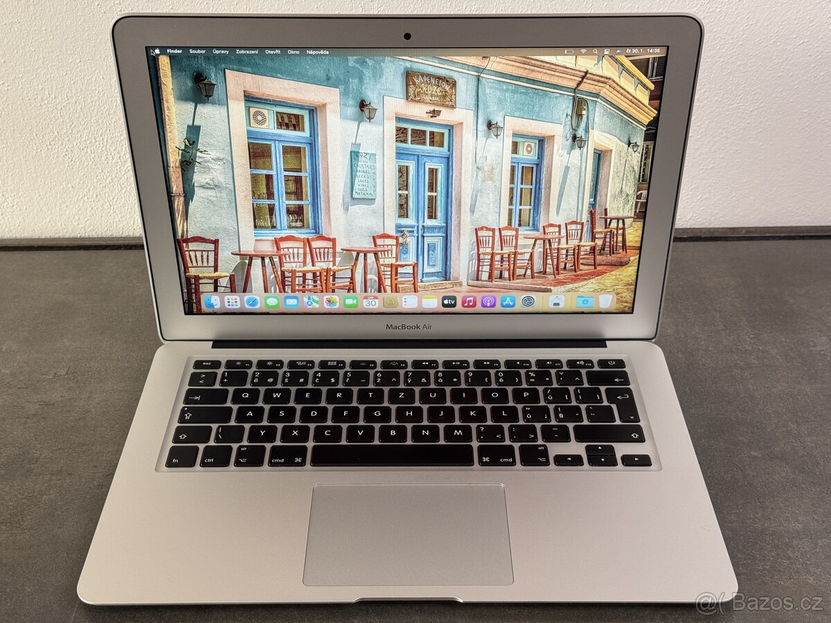 MacBook Air 13" 2017 128GB / 8GB / i5 - DPH