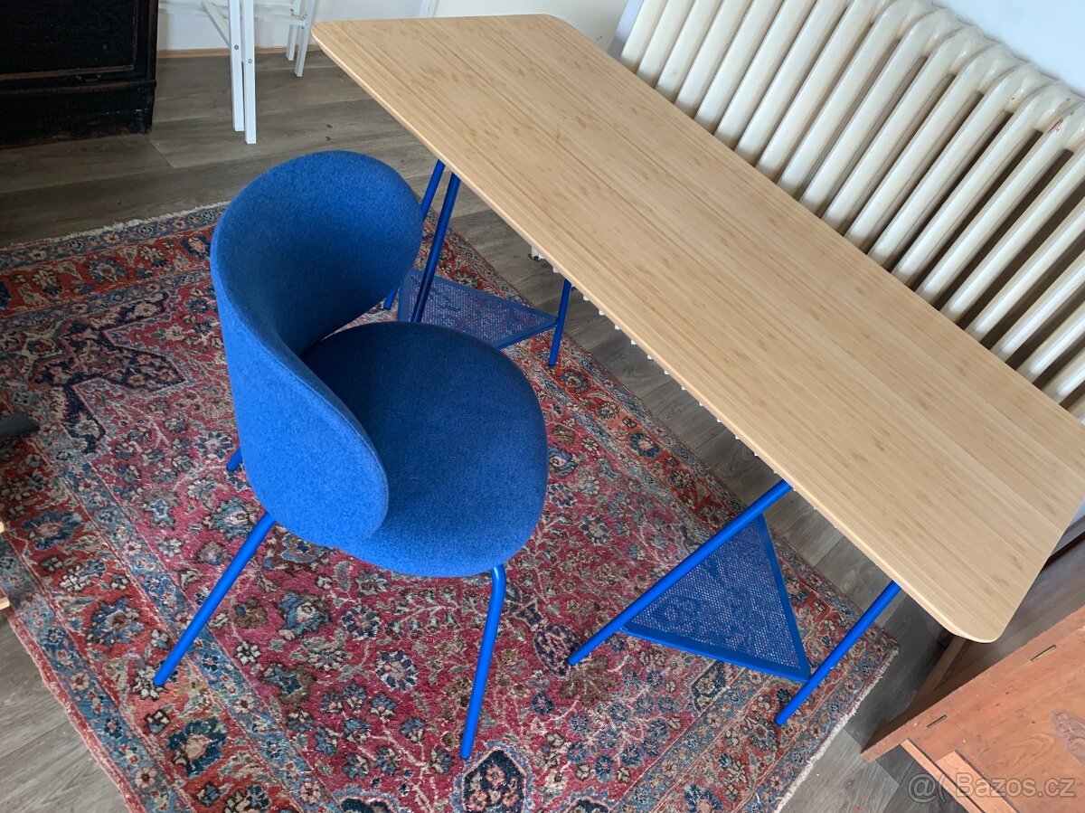 Bambusový stůl a židle IKEA