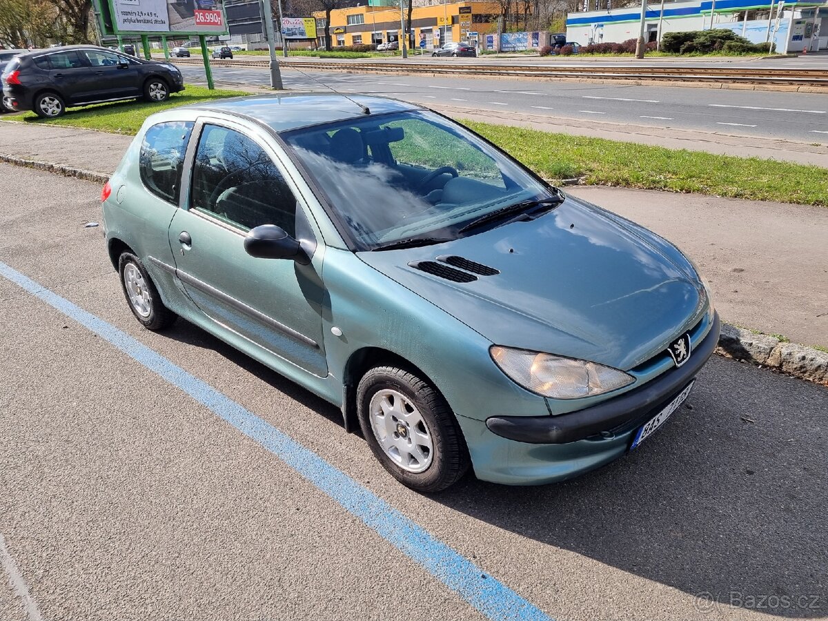 Peugeot 206