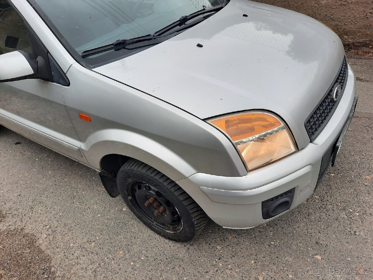 Prodám náhradní díly ford fusion 2009