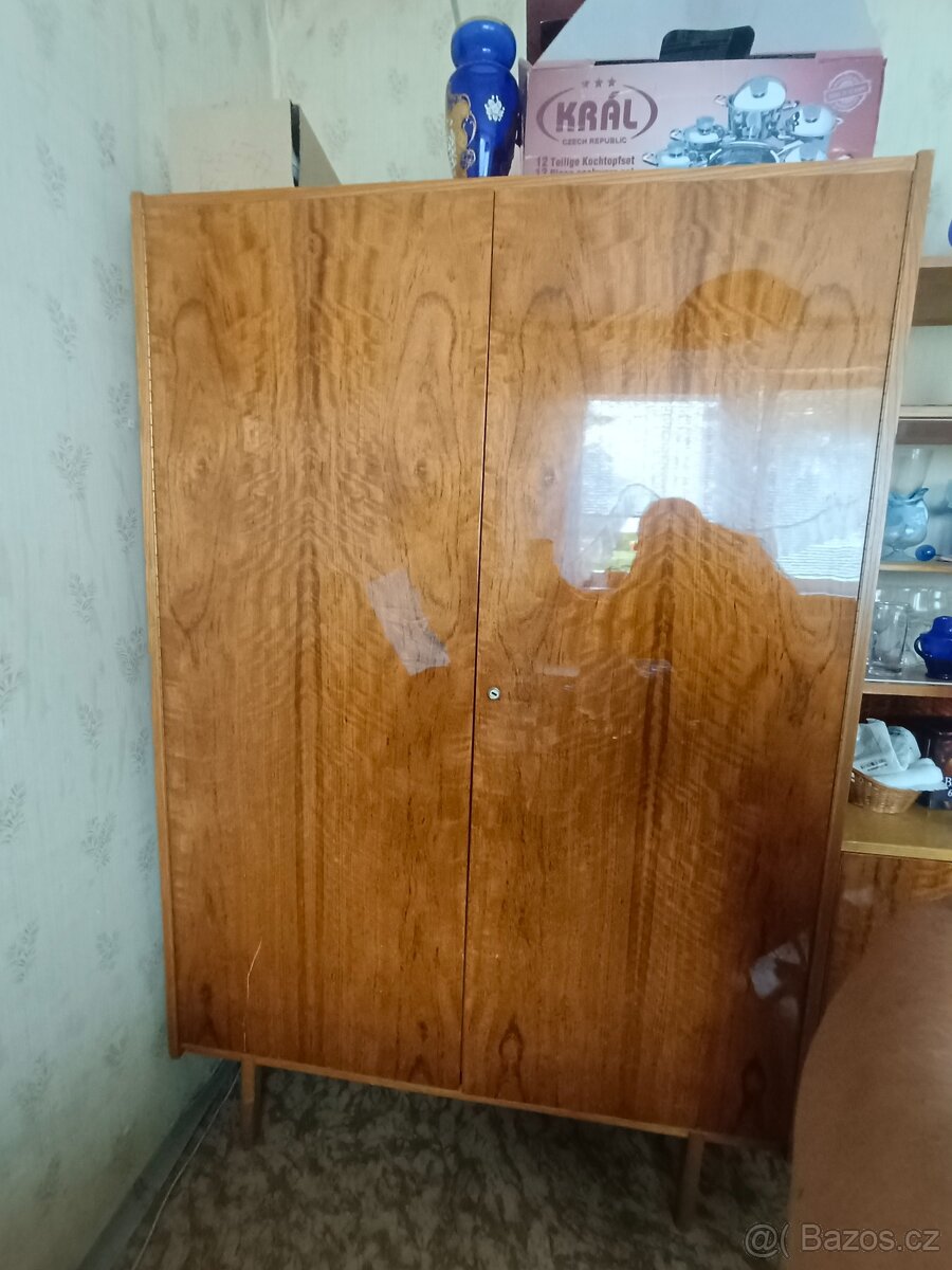 Sestava skříň + sekretář