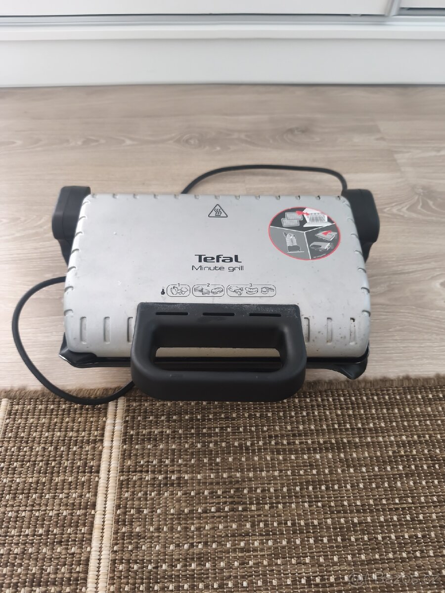 Kontaktní grill Tefal