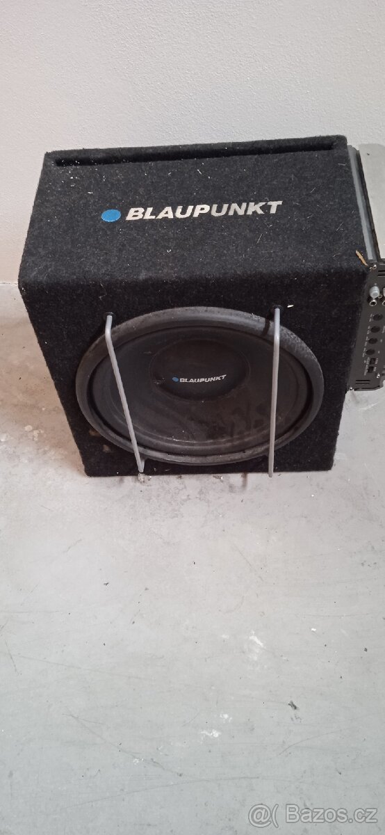 Subwoofer do auta