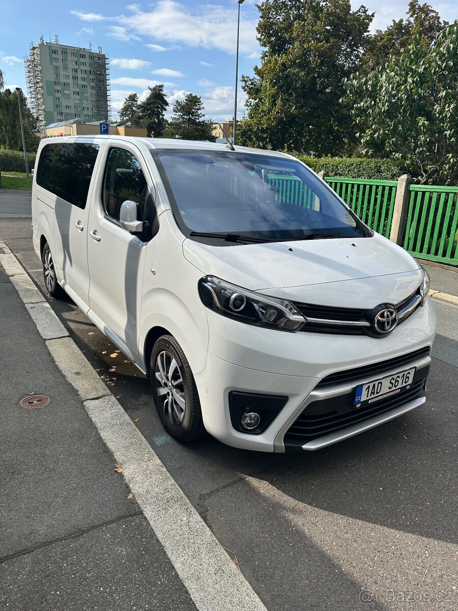 Toyota proace