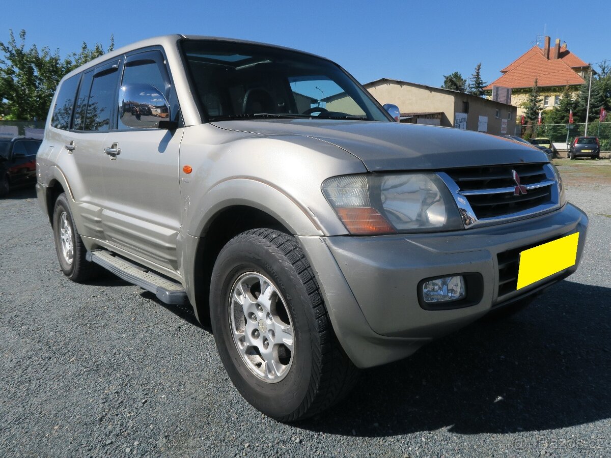 Mitsubishi Pajero V60 3.2 DI-D 4X4 118kW 7MÍST NEHAVAROVANÉ