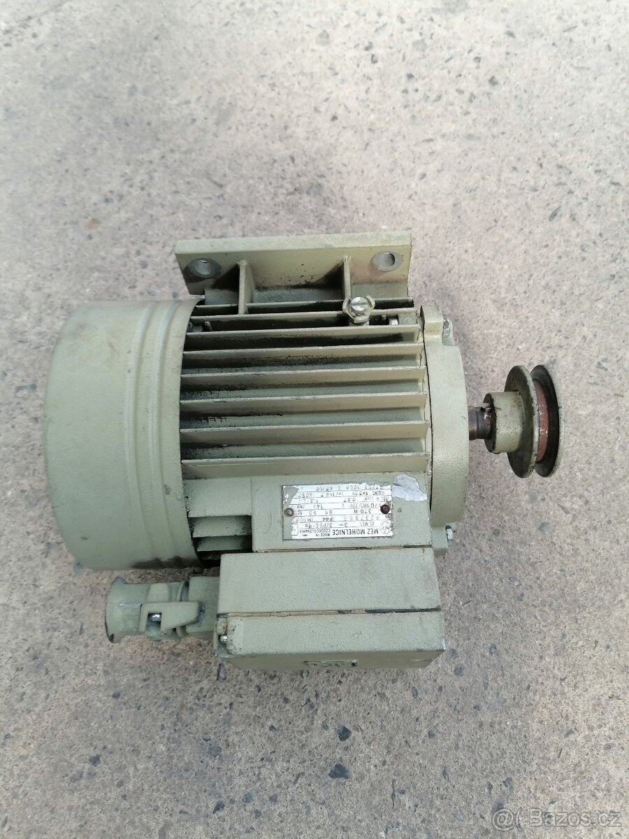 Elektromotor MEZ 370W/1420 ot.