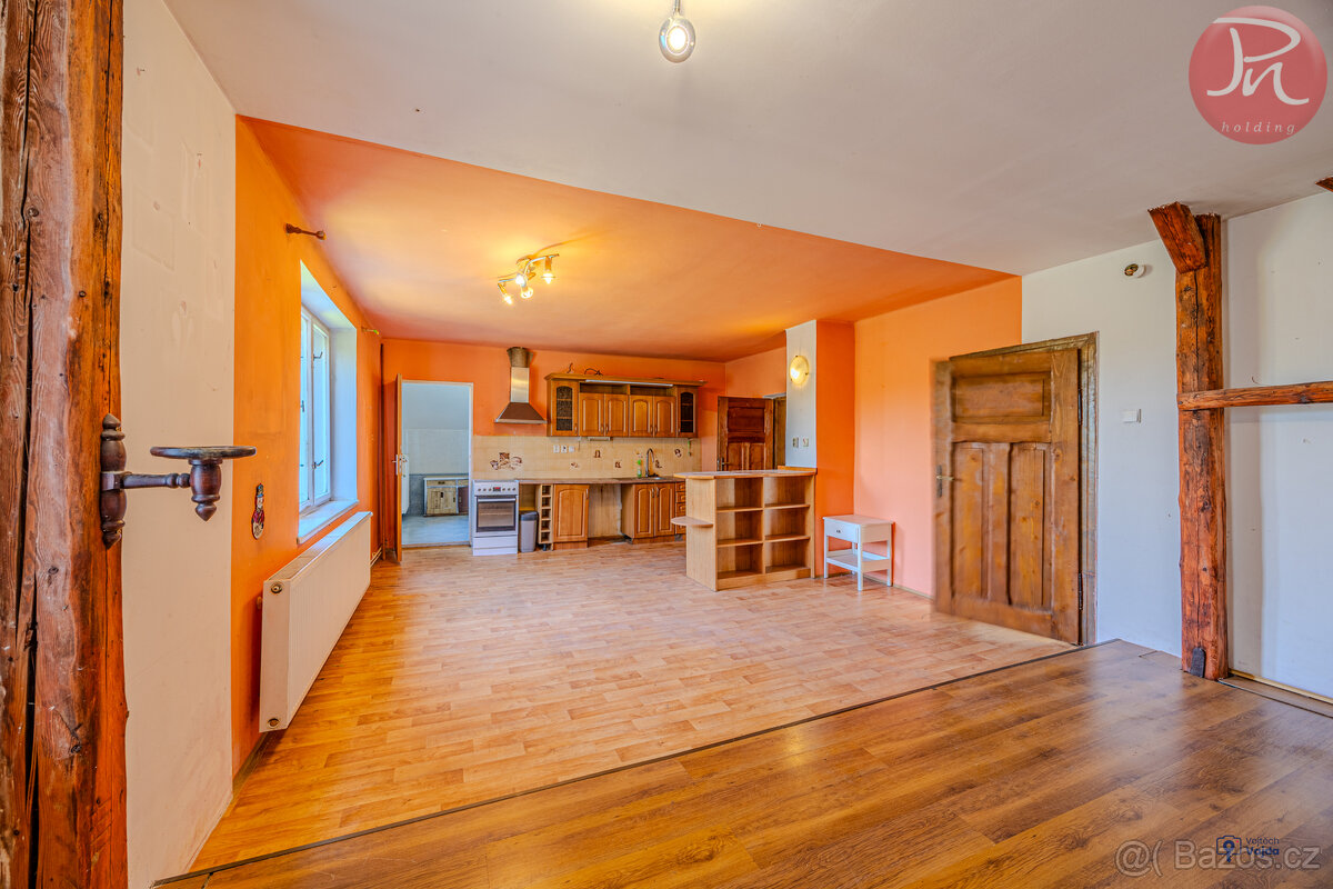 Prodej rodinného domu v Šenově se stavebním pozemkem