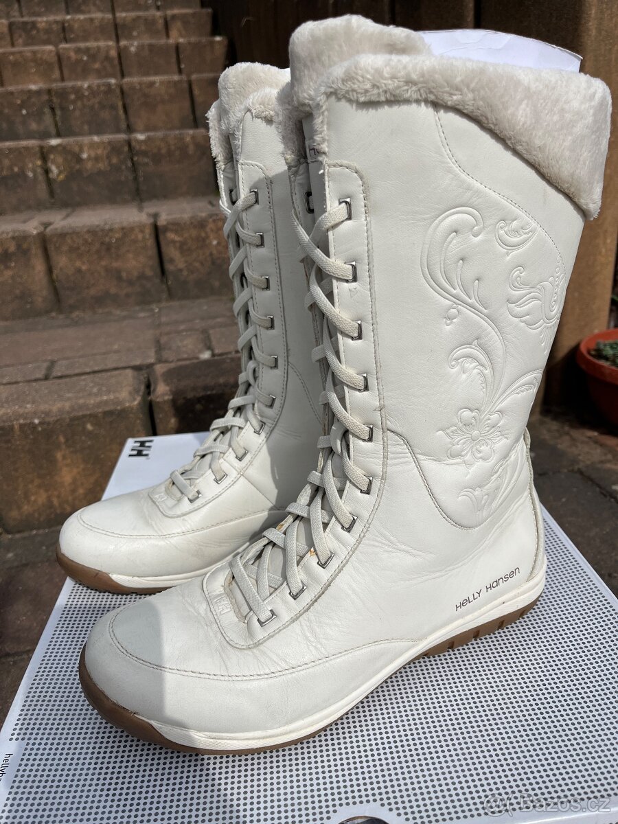 Bílé vysoké kozačky Helly Hansen