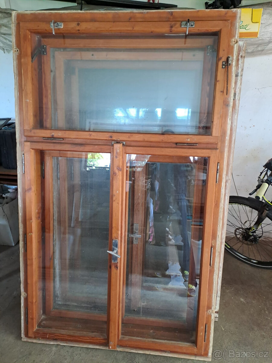 Dřevěné kastlové - špaletové okno