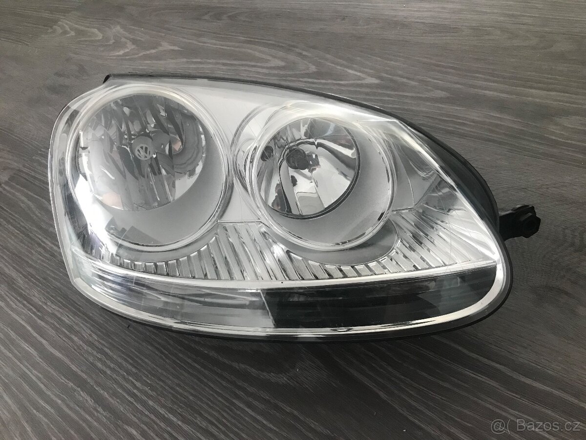 Světlo vw golf V