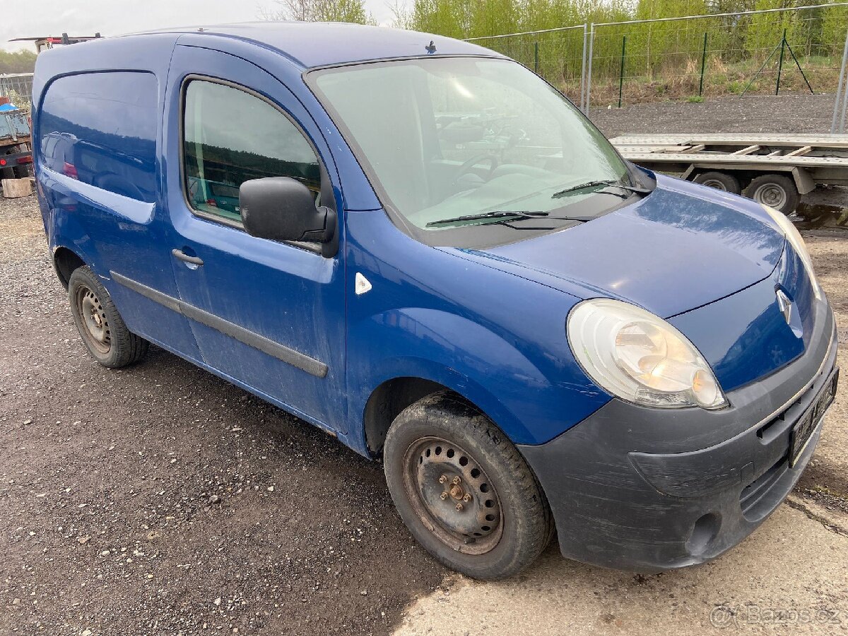 Renault Kangoo 1,5 DCI, Prodám díly z vozu.