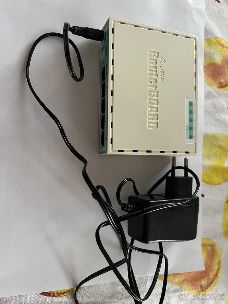 Mikrotik hEX RB750Gr-2