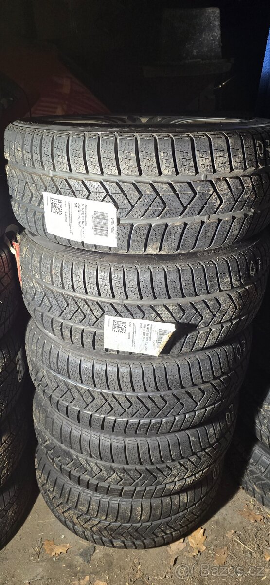 Nové zimní pneu 245/45/19 Pirelli Sottozero 3