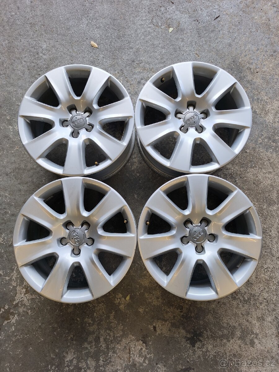 18" 7,5JX18 ET26 5X112 ORIGINÁLNÍ SADA DISKŮ JAKO NOVÉ