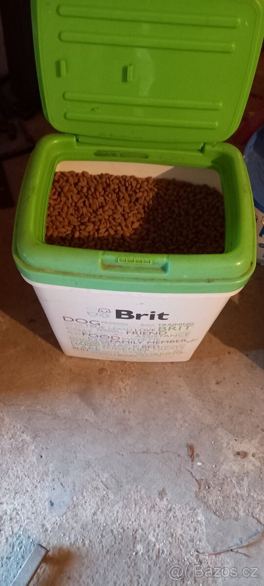 Granule pro psi