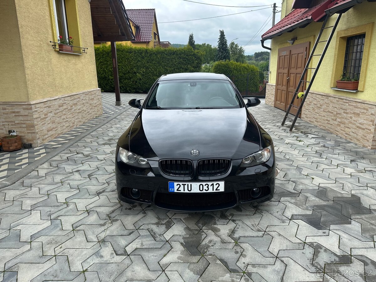 BMW E92 325i 160kw 2007 200 000km 3 majitelé