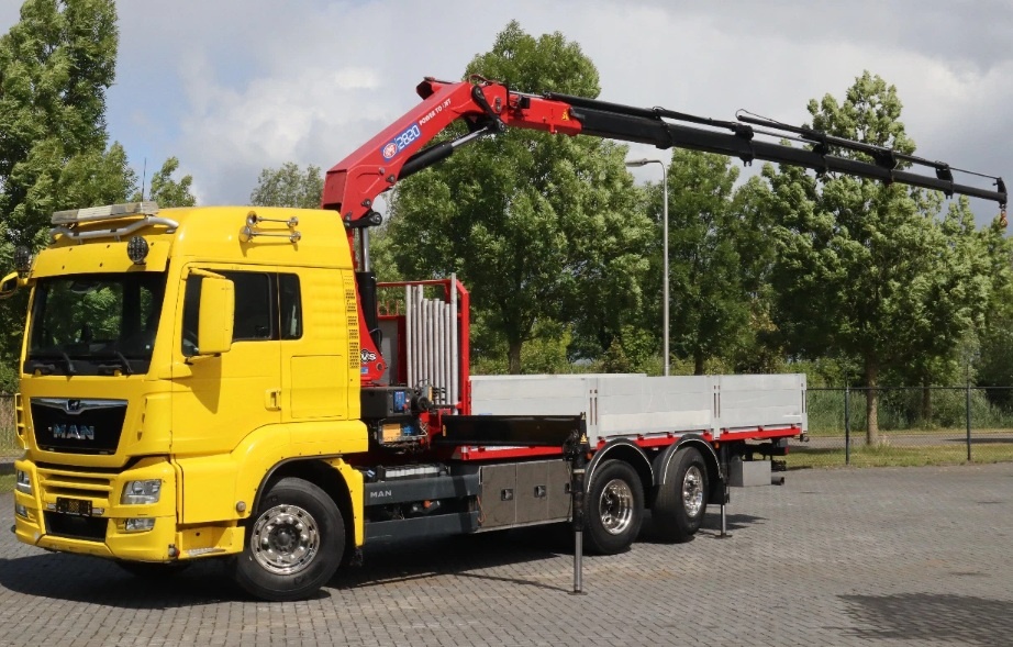 MAN TGS 26.500 6x2 + HNJ HMF 2820 K6