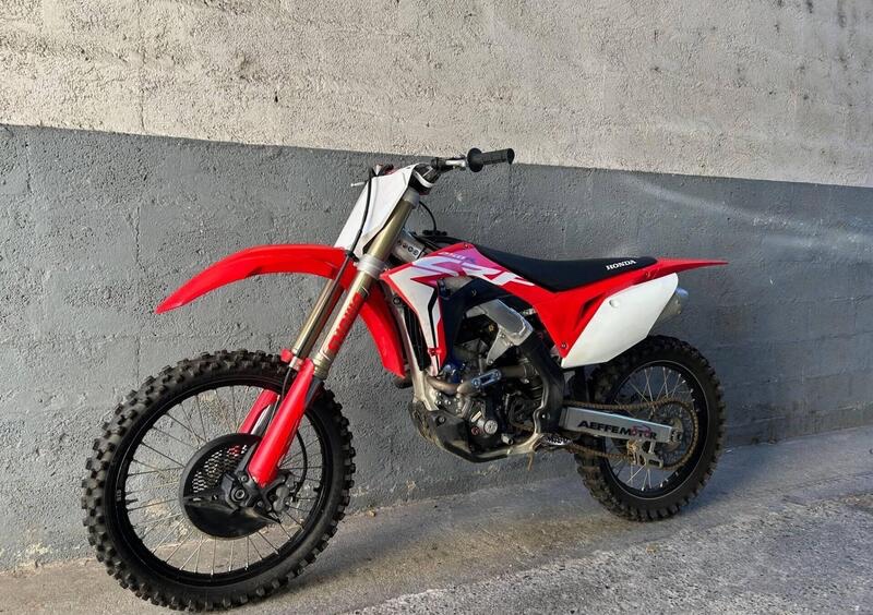 Koupím Yamaha yz 125 nebo honda crf 250