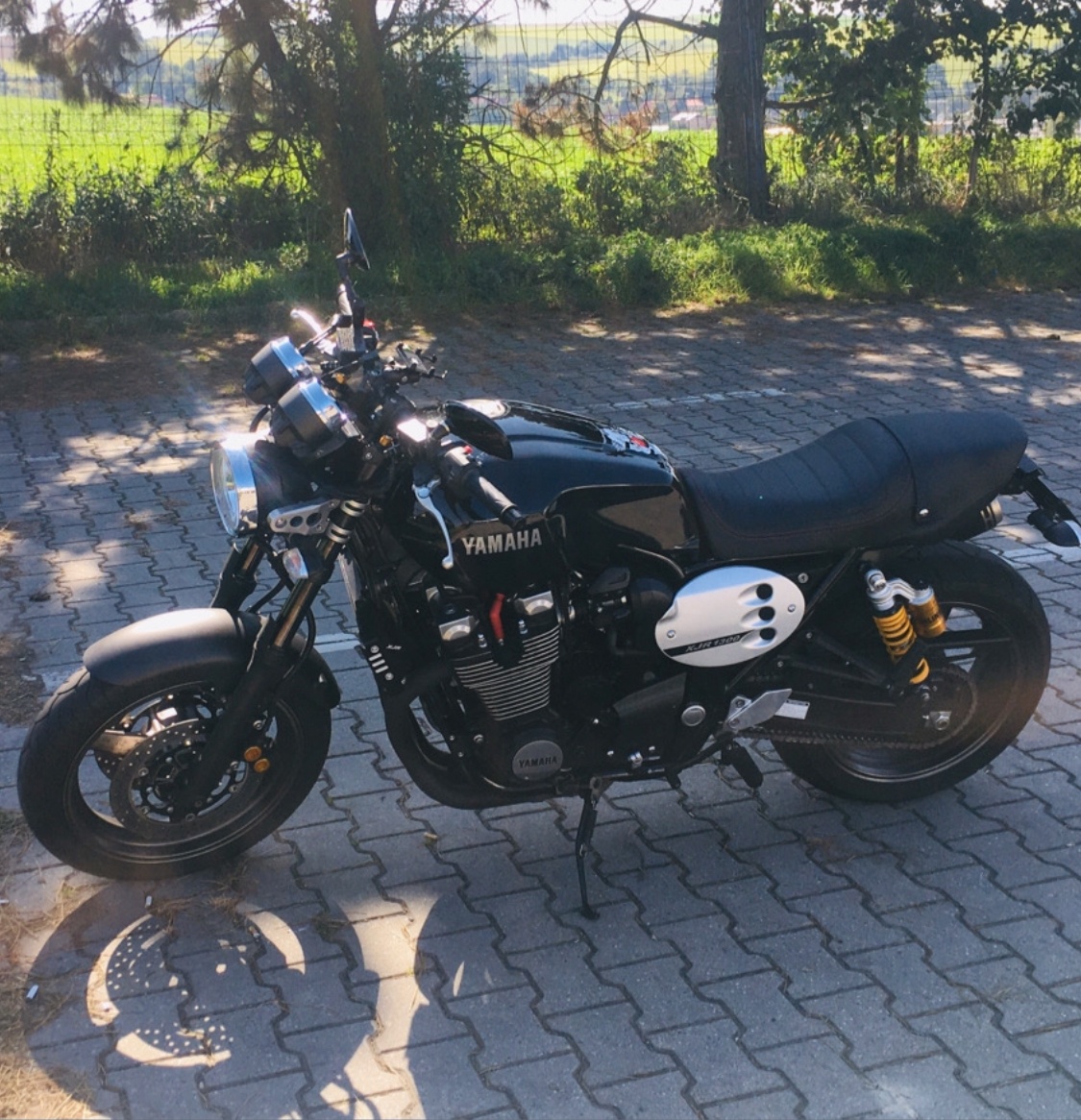 YAMAHA - XJR 1300