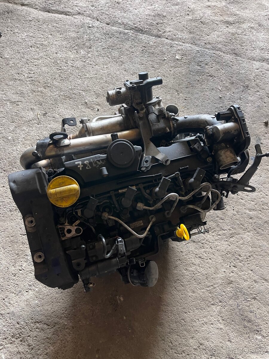 RENAULT MEGANE 1.5 DCi-78Kw——MOTOR