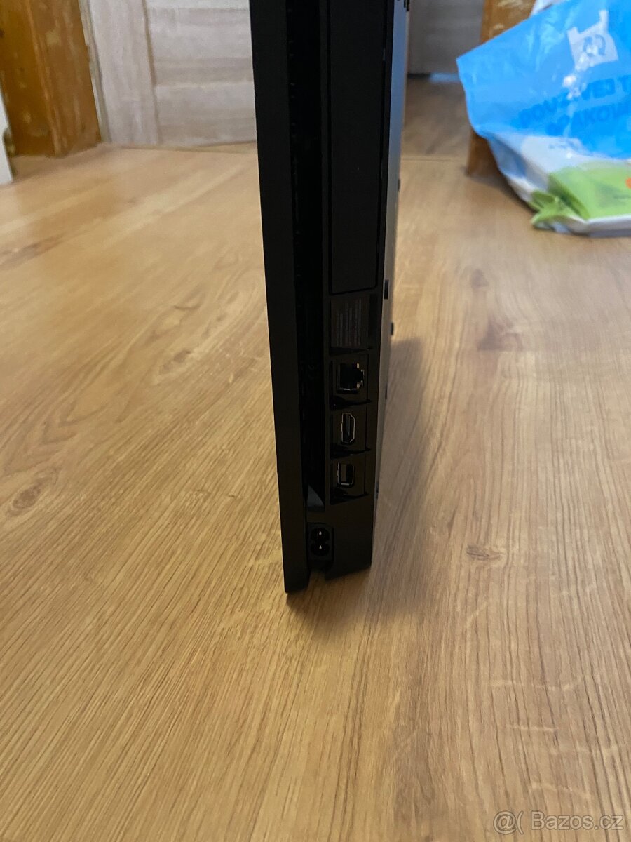 Playstation 4 slim 500G