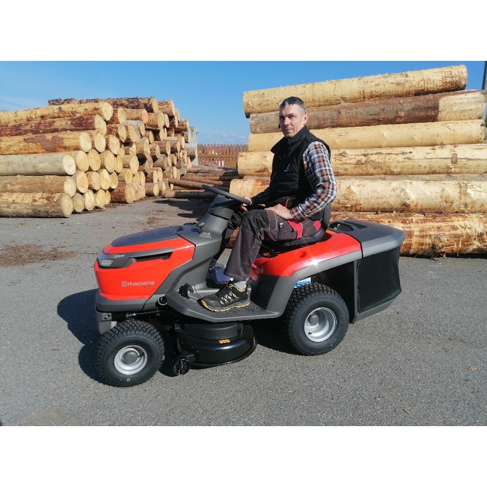 traktor HUSQVARNA TC 112