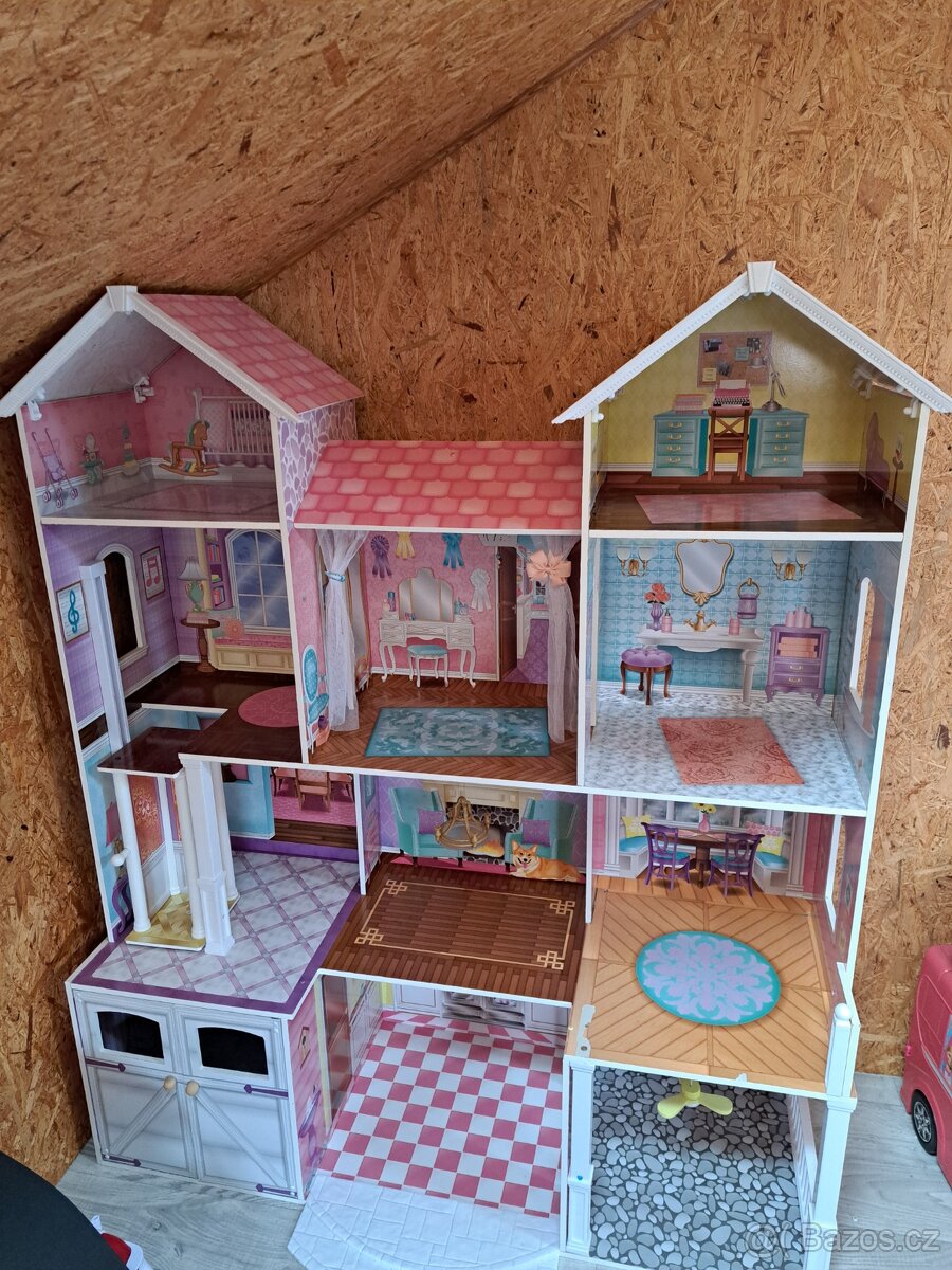 Velký domeček pro panenky KidKraft