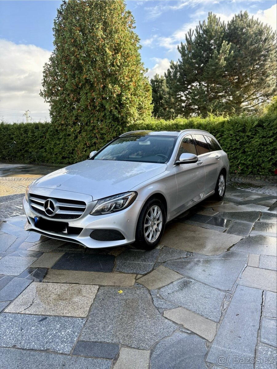 Mercedes C220cdi Avantgarde 156tis km, nebourané