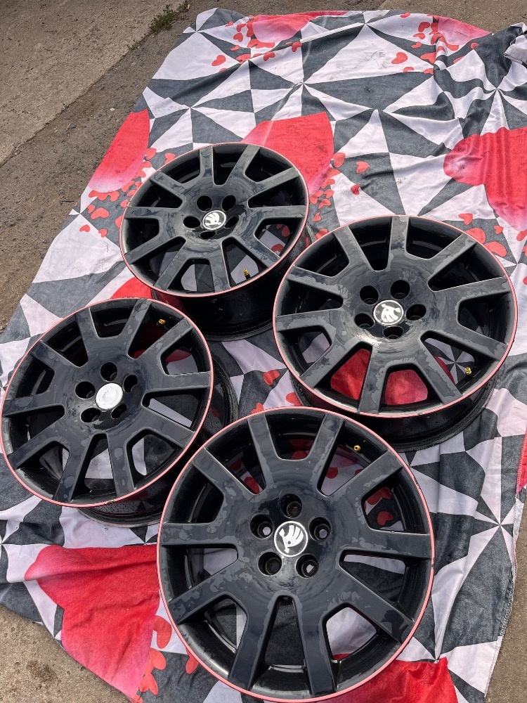 alu kola 5x100 r16 fabia rs
