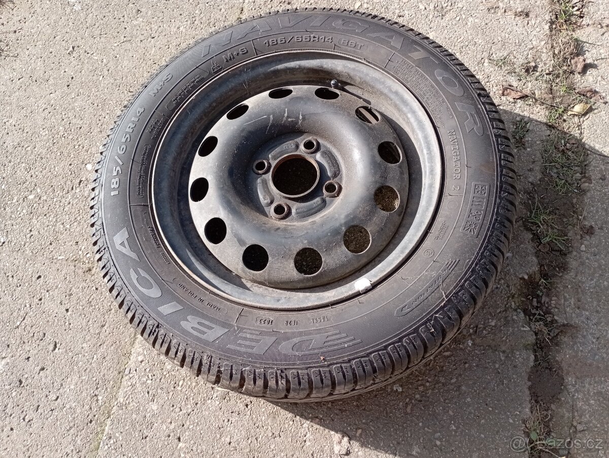 2 ks kol 185/65 R14, celoroční pneu 185/65 R14