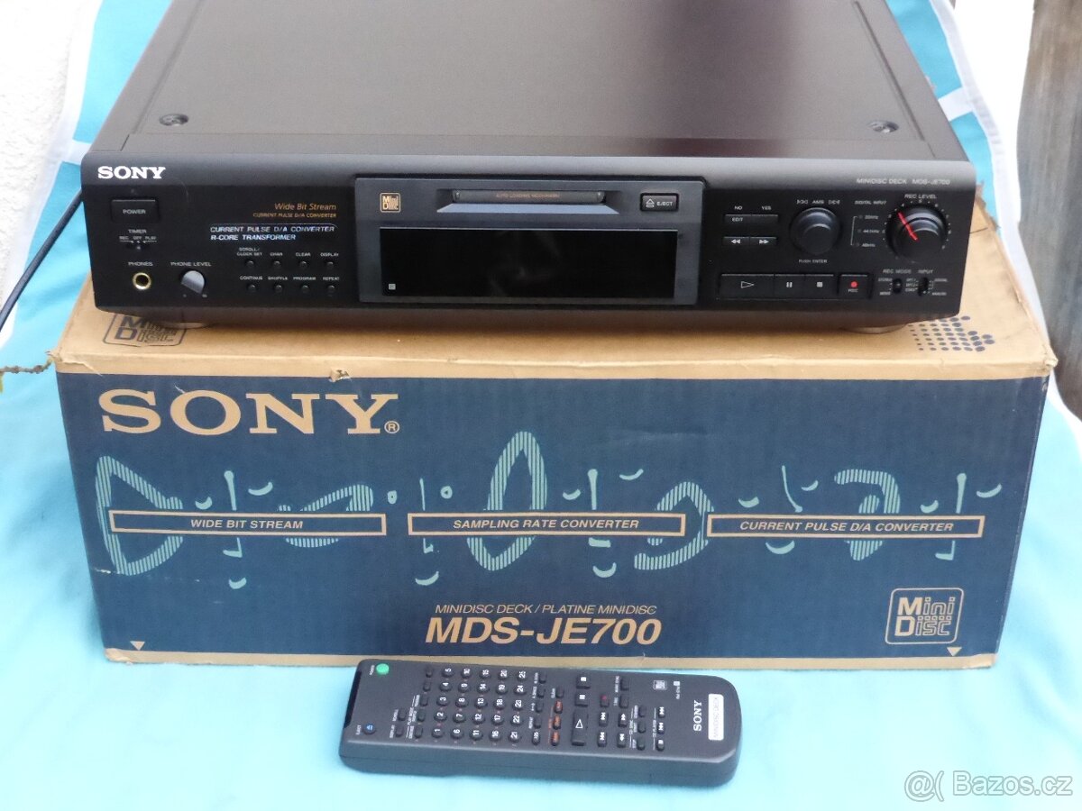 SONY MDS-JE700 miniDisc velmi zachovalý včetně DO