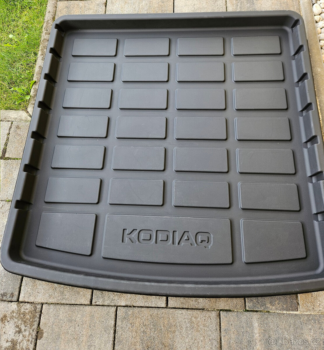 Škoda Kodiaq - Plastová vana do zavazadlového prostoru