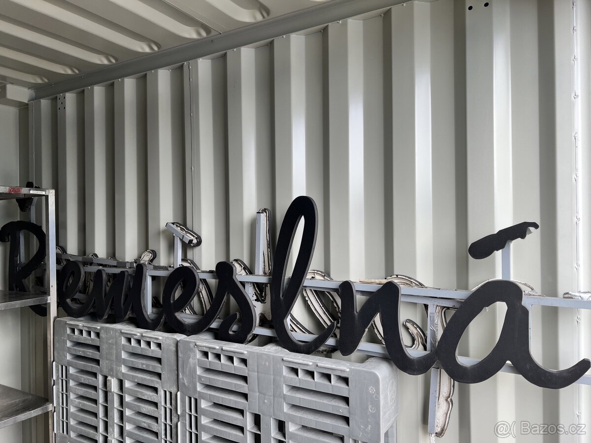 Reklamní nápis pro pekárnu