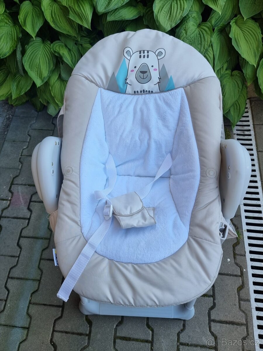 Dětská jídelní židlička